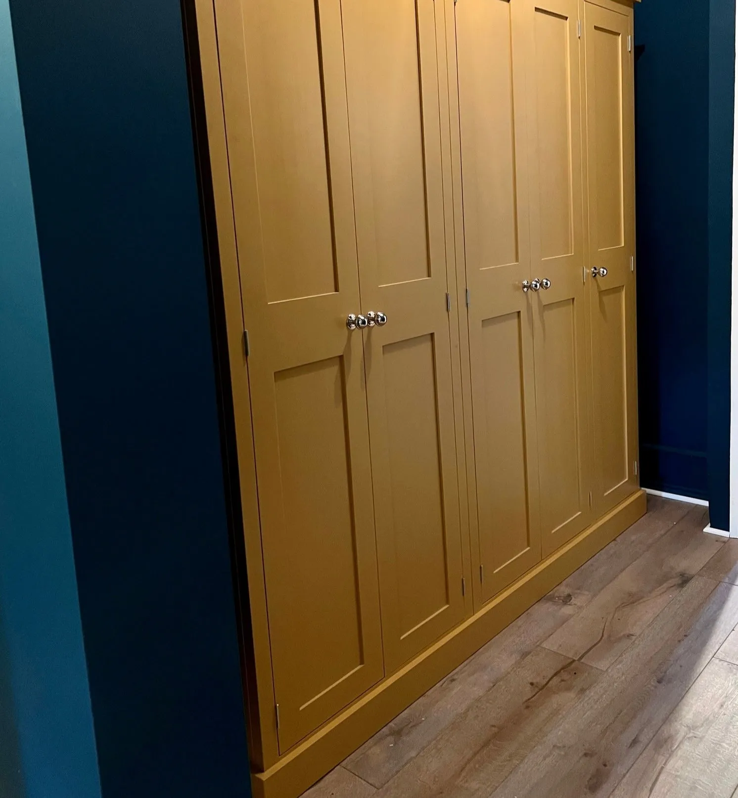 **5 Door Hall Coat & Shoe Storage Cupboard with Extra Top Storage (35 cm deep)