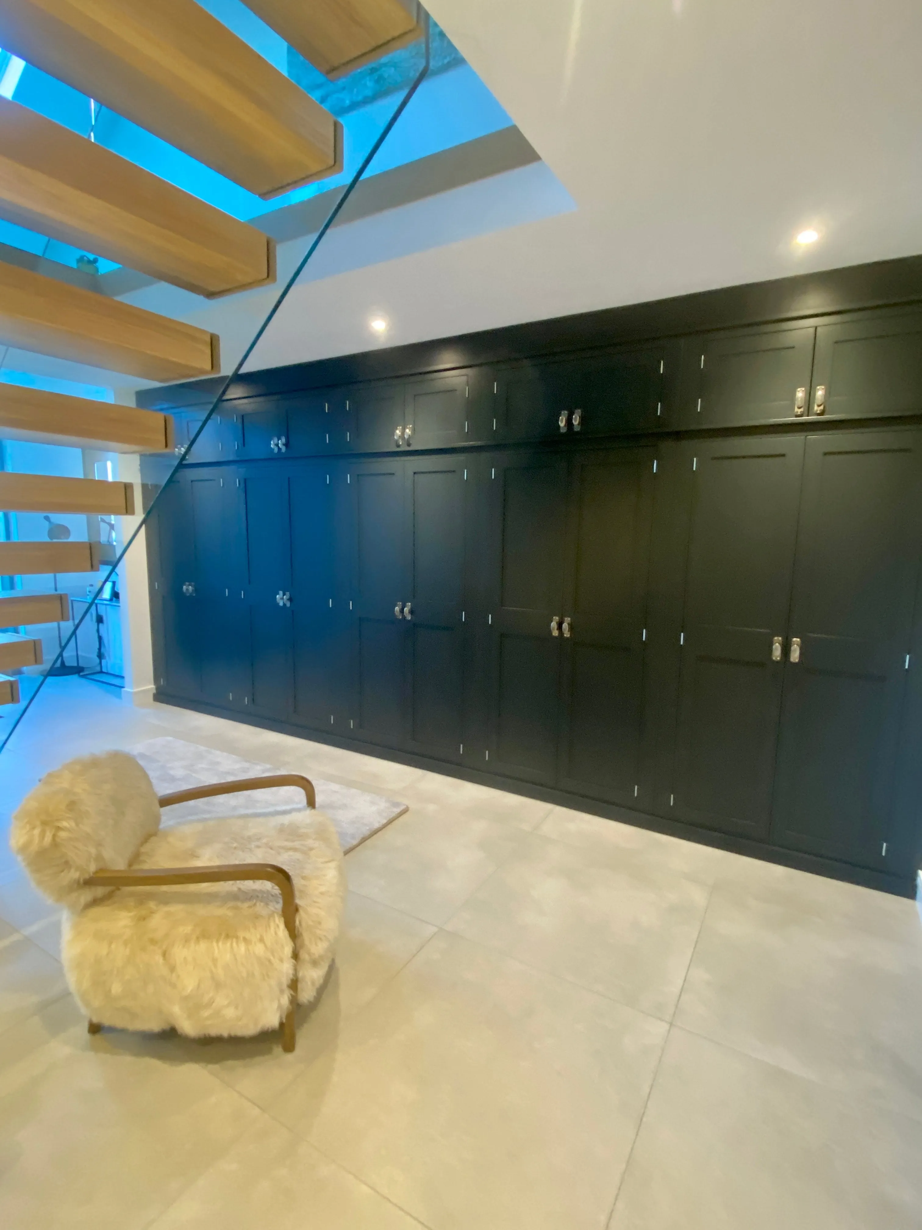 **5 Door Hall Coat & Shoe Storage Cupboard with Extra Top Storage (35 cm deep)
