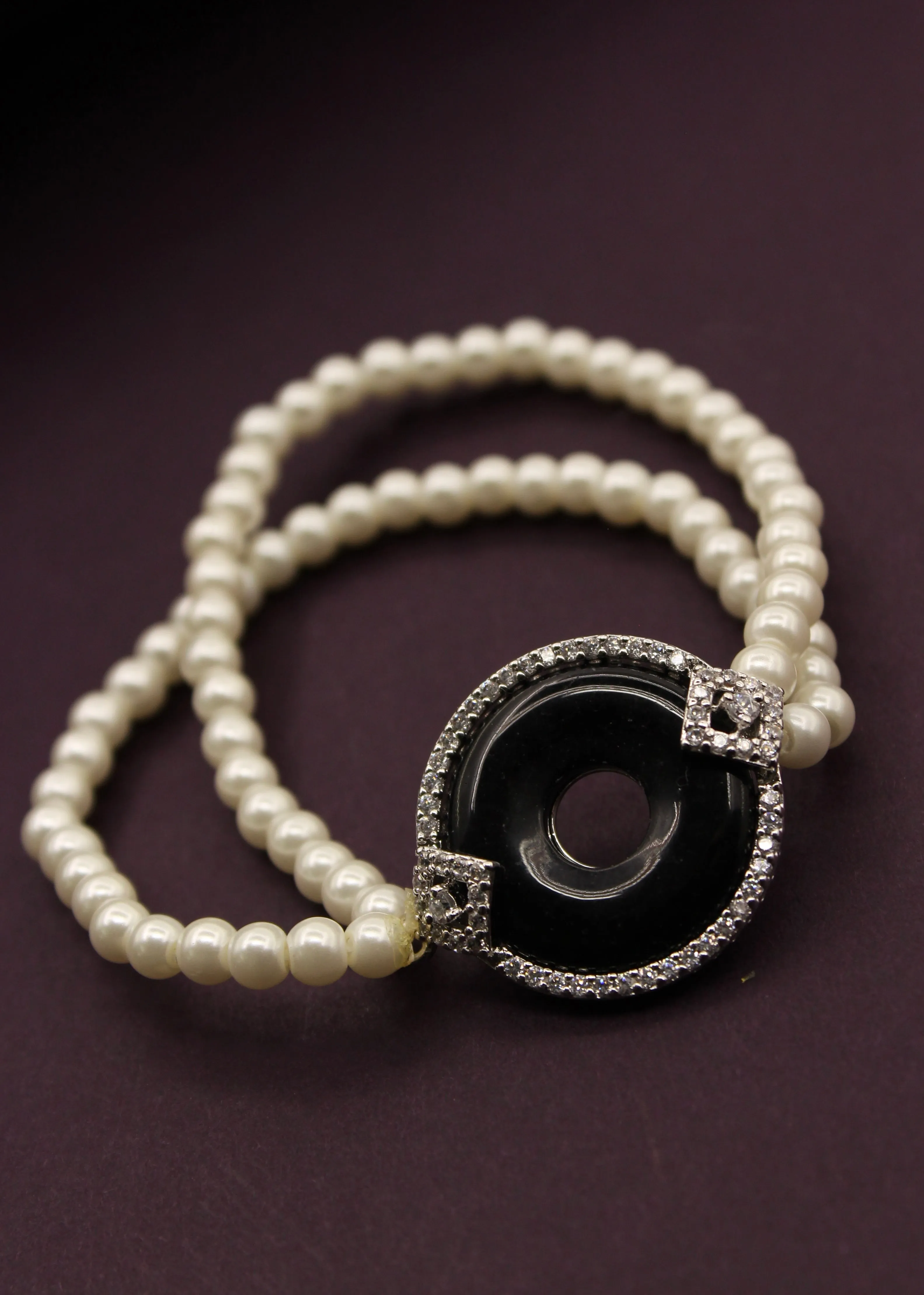 ALLURING DESIGNER BRACELET