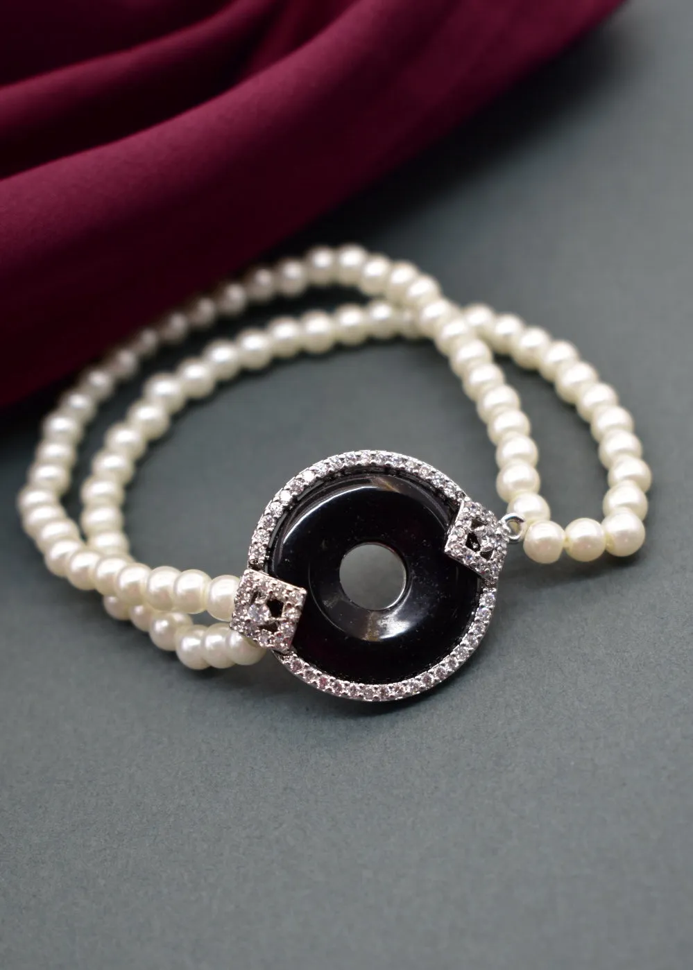 ALLURING DESIGNER BRACELET