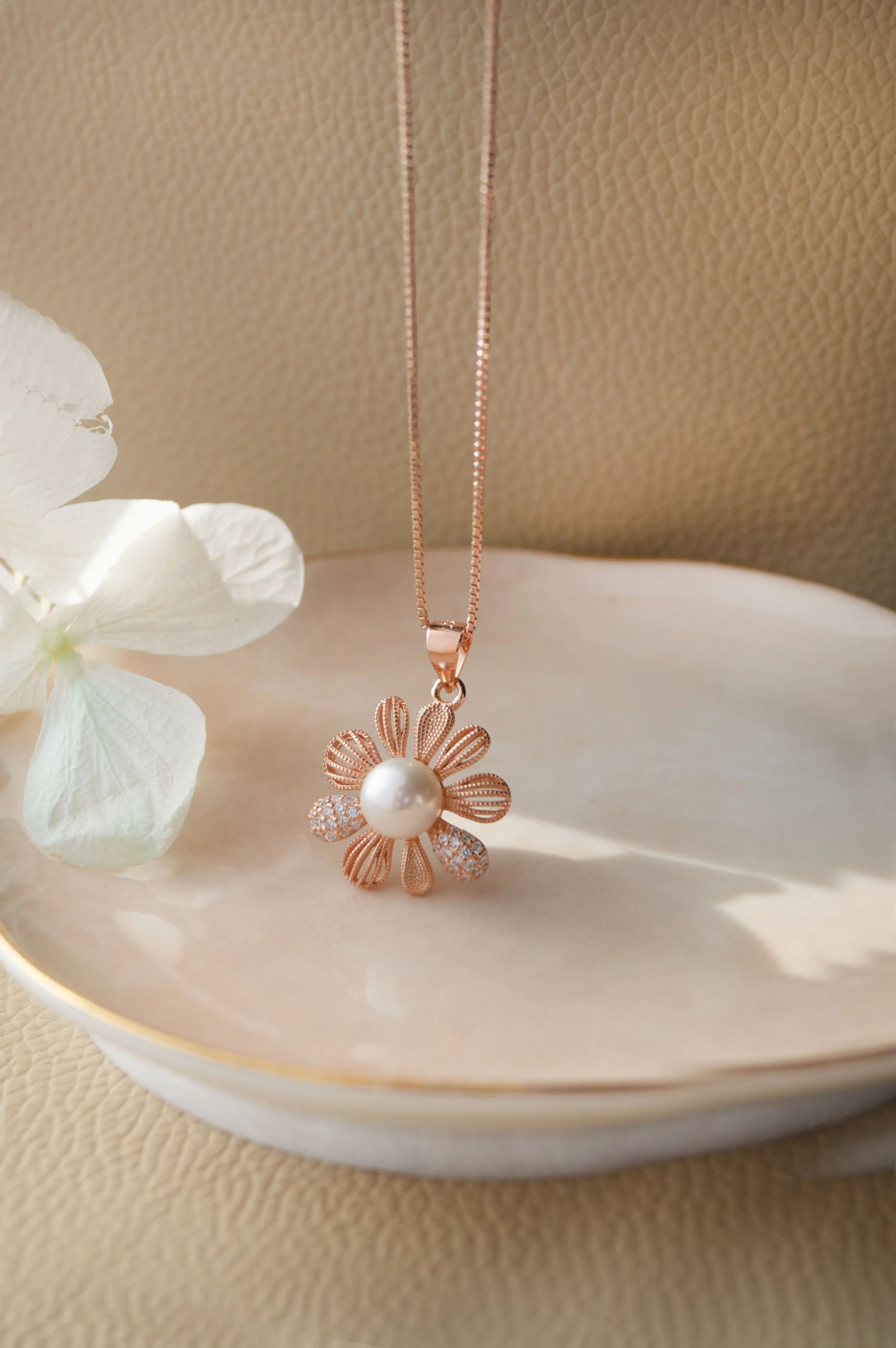 Alluring Pearl Rose Gold Plated Sterling Silver Pendant Set
