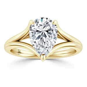 Camilla - 18ct Yellow Gold - Pear