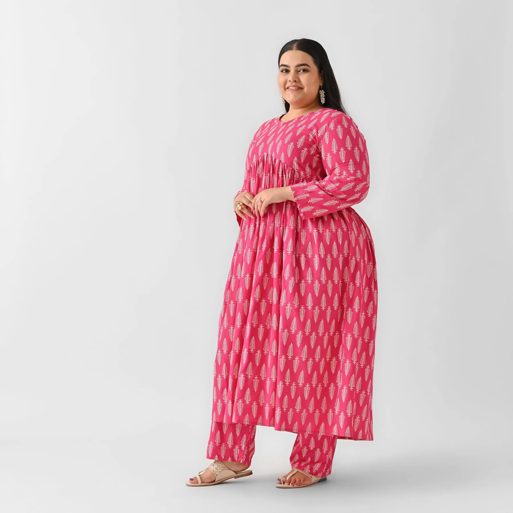 Pink Front Gathered Leaf Print Kurta Pant Set - SOM